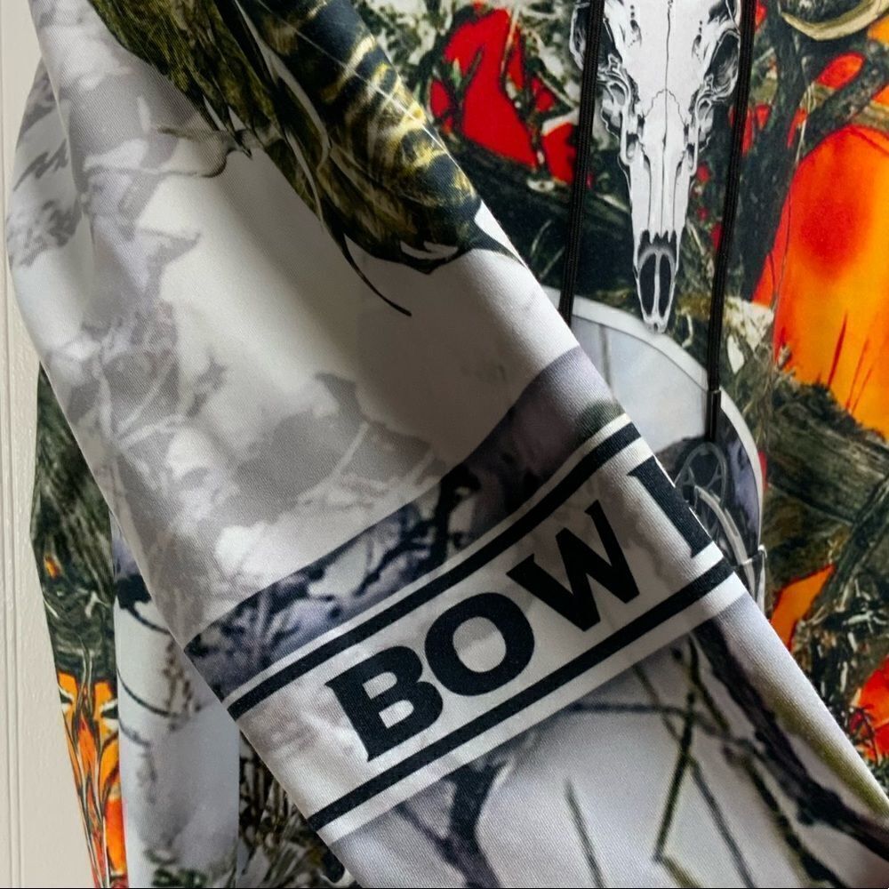 Bow Hunter hoodie - Picture 2 of 6